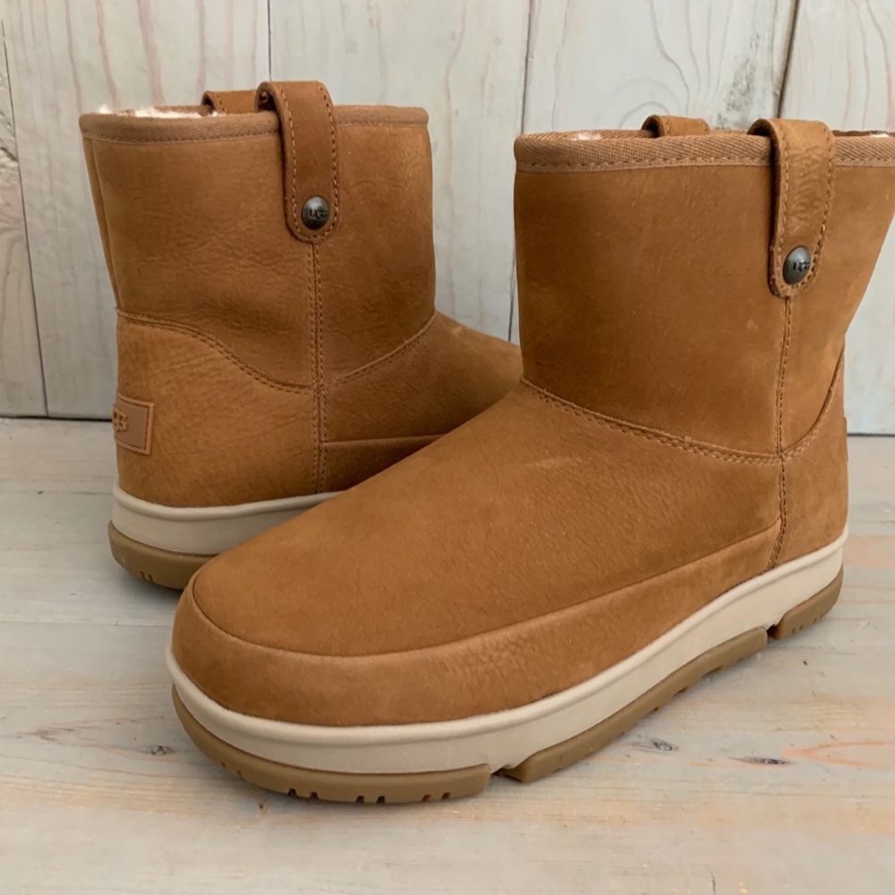 STORE CLOSING SALE UGG CLASSIC MINI WEATHER  CHESTNUT NEW